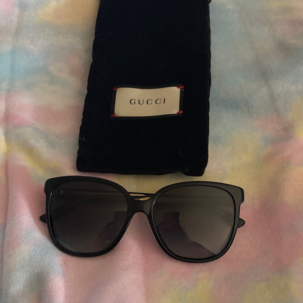 Gucci Black Sunglasses